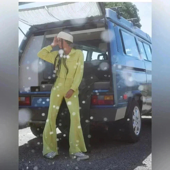 AERIE Groove-On Rib Velour Flare Pant - Picture 1 of 8